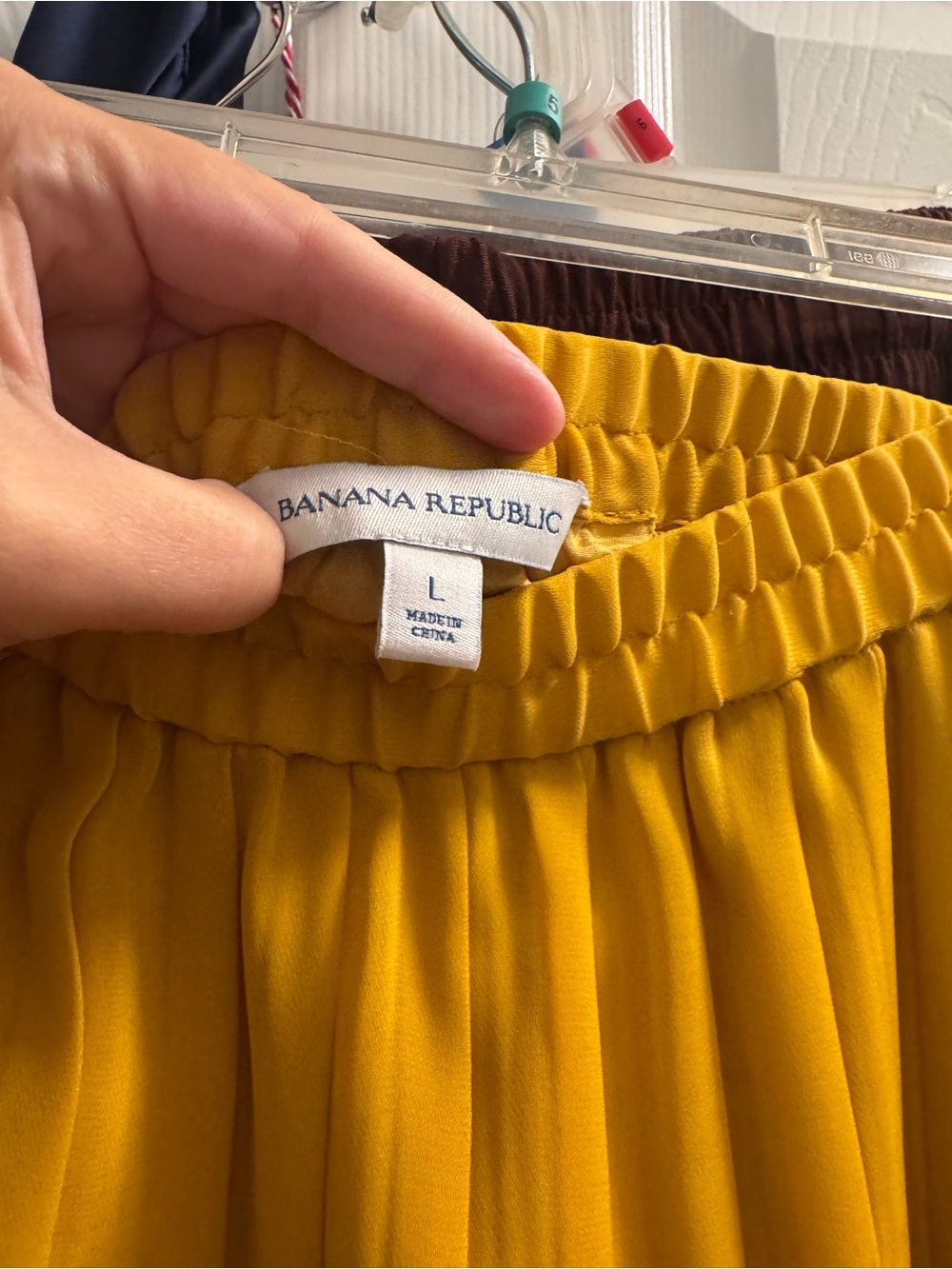 Banana Republic Mustard Yellow Pleated Midi Skirt - Picture 2 of 4